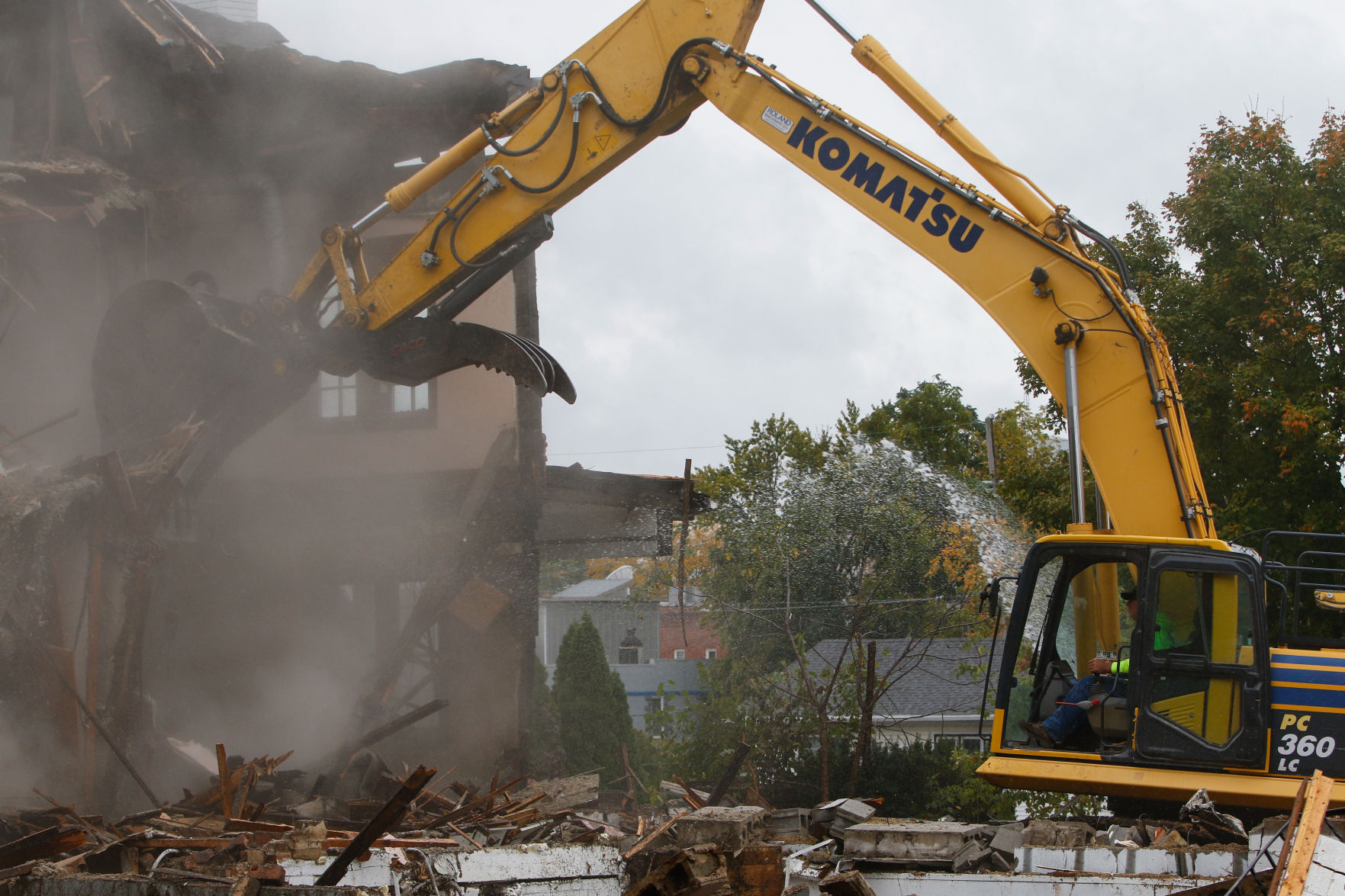 Former White House Restaurant demolition